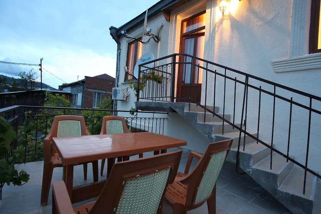 Hotel Heyvany Guest House Tbilisi